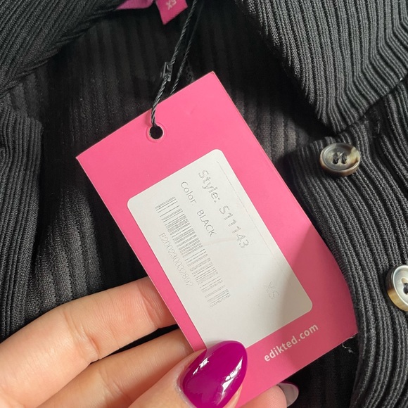 NWT Lucia Ribbed Romper - Picture 4 of 6